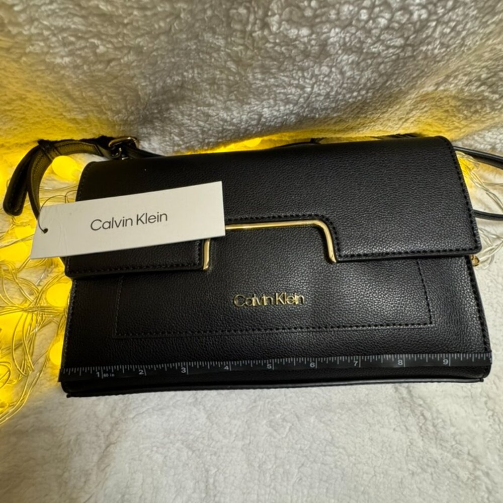 Calvin Klein New/Never Used Clutch/Crossbody bag